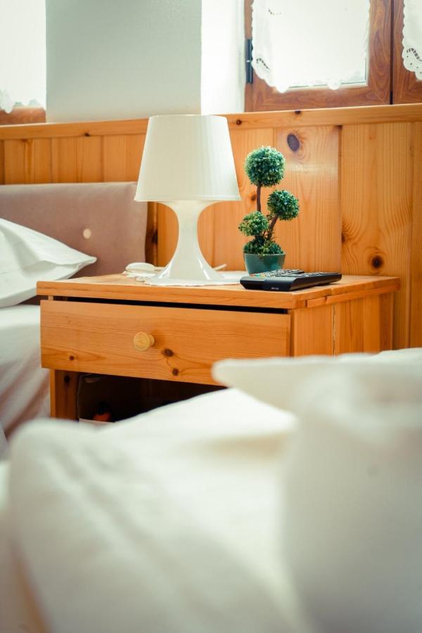 Hotel Domino *