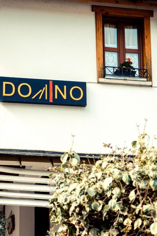 Domino